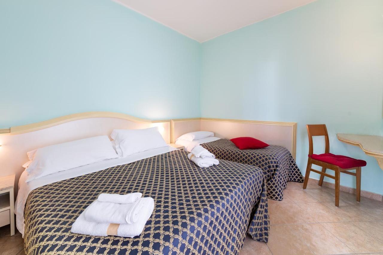 Residenza Melucci Aparthotel Rimini Exterior photo
