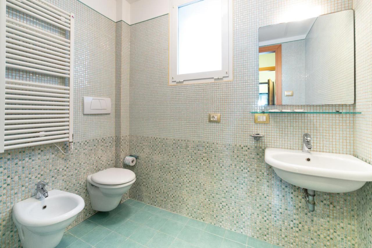 Residenza Melucci Aparthotel Rimini Exterior photo
